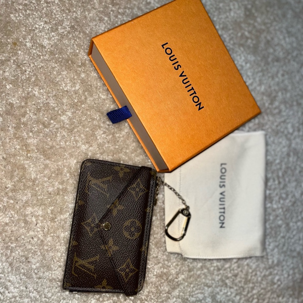 Authentic Louis Vuitton Card Holder- Wallet - Picture 9 of 12